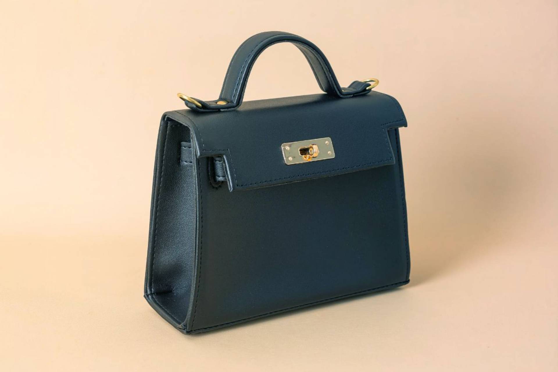 The Best Female Briefcases Reviews In 2024 By Experts