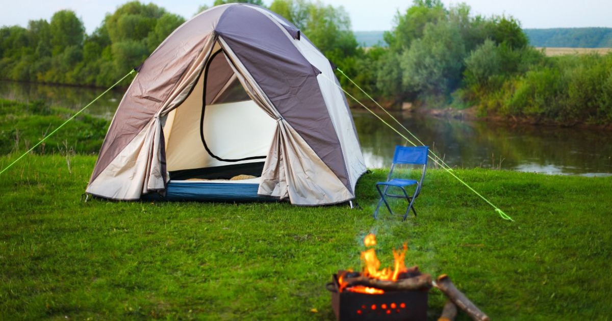 How to Stay Cool While Camping Without Electricity?