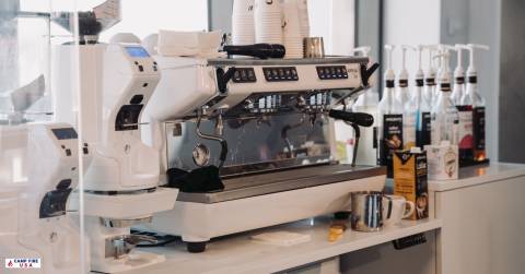 The Best Home Espresso Machine With Grinder For 2025