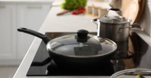 The Best Cast Iron Skillet With Lid Of 2025 - Buying Guides & FAQs