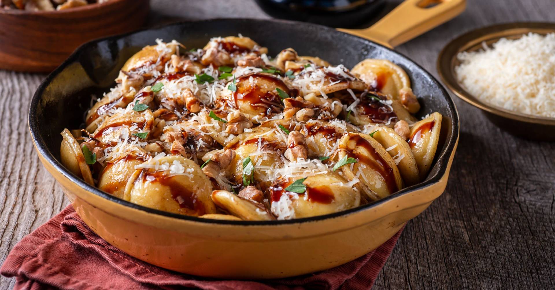 The Best Ceramic Skillet Of 2024 Top Picks