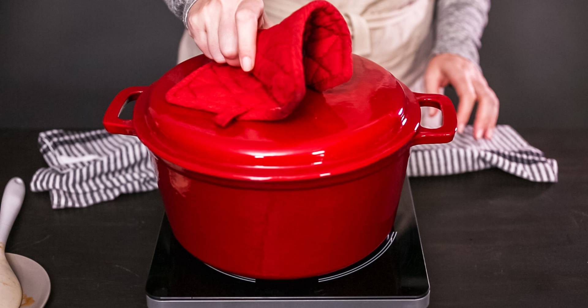 The Best Dutch Oven For Deep Frying In 2023