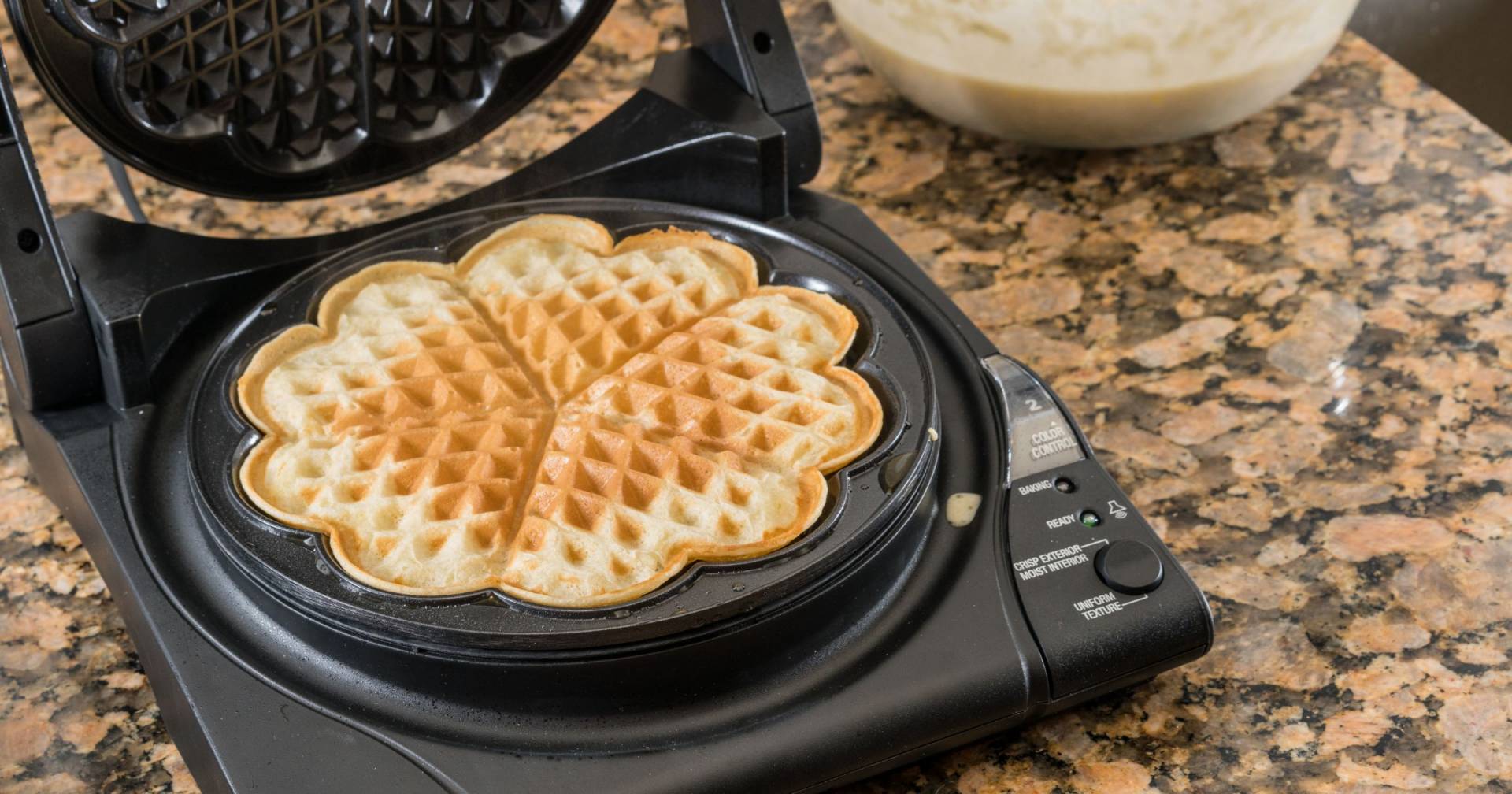 The Best Heart Shaped Waffle Maker In 2024 & Advice