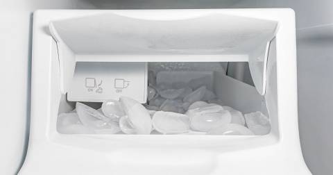 The Best Ice Maker Machine: Buying Guide 2025