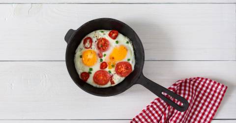 The Best Non Stick Skillet For Eggs Of 2024: Buying Guides