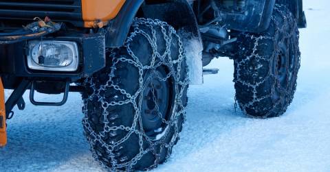 The Best Snow Chains For Trucks In 2024