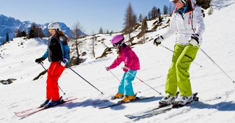 The Best Snow Pants For Skiing: Buying Guide 2024