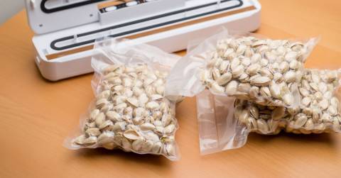 The Best Vacuum Seal Bags For Food: Rankings In 2025 & Purchasing Tips