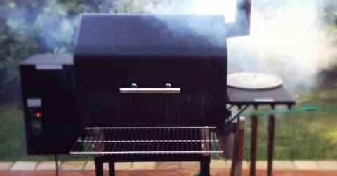 The Best Affordable Electric Smoker In 2024